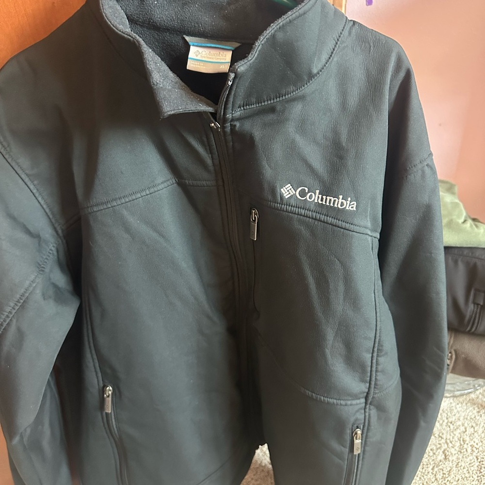 Columbia  Black Softshell Jean-Style Jacket